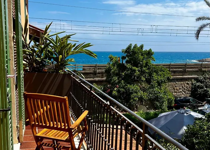 Oasi Di Mare, Con Parcheggio Privato E Colazione Gasthuis