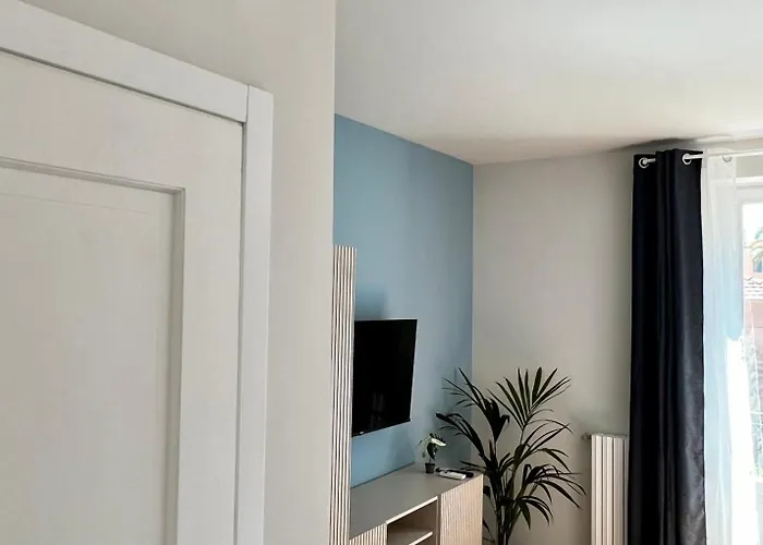 Oasi Di Mare, Con Parcheggio Privato E Colazione 4*